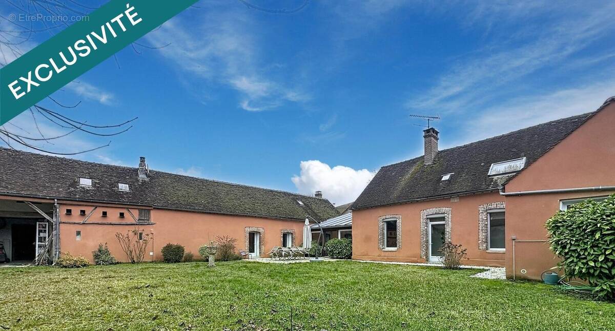 Photo 1 - Maison à MAILLOT