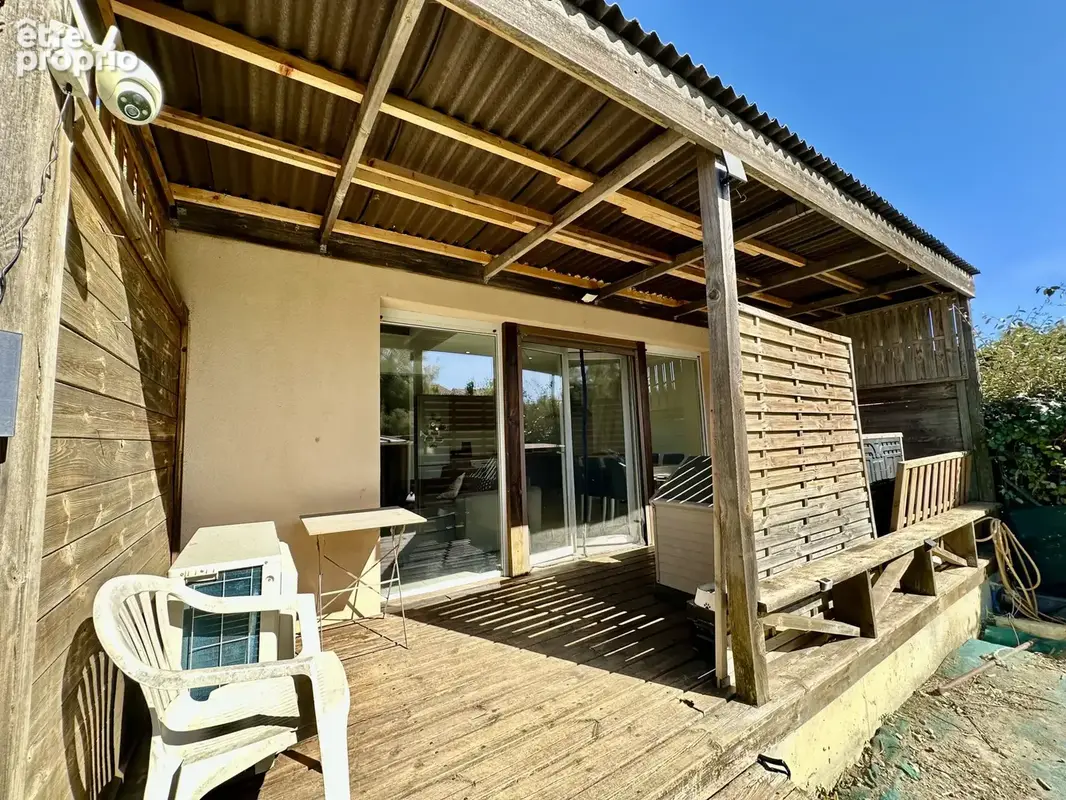 Salin de Giraud (13): Villa T4 en excellent état avec jardin et deux parkings - photo 17