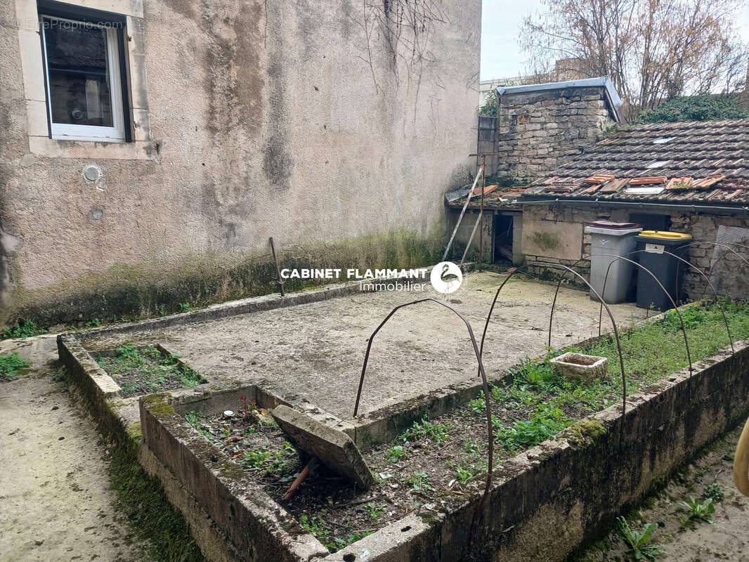 Maison à MONTBARD