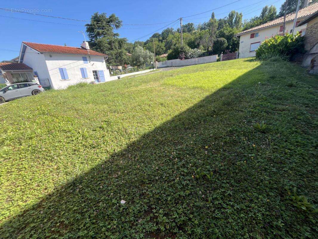 Terrain à CASTELNAU-D&#039;ESTRETEFONDS