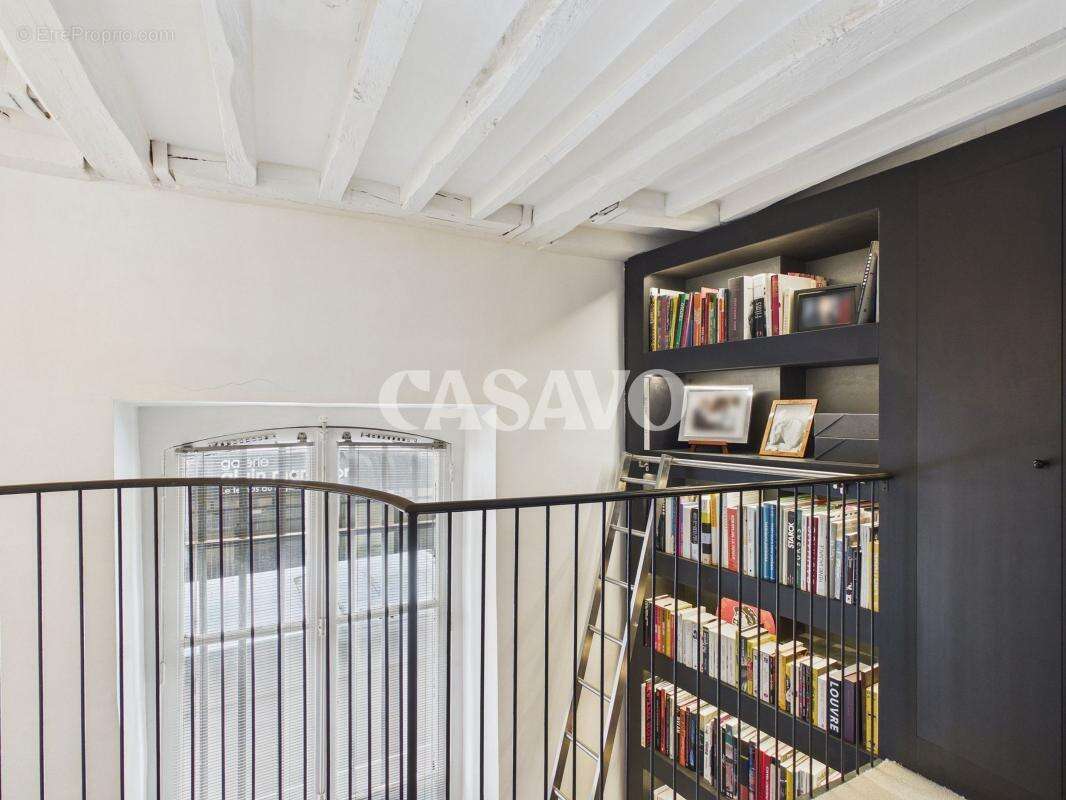 Appartement à PARIS-3E