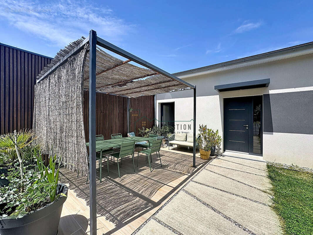 VILLA 158m2 Couzeix avec piscine et parc - photo 2