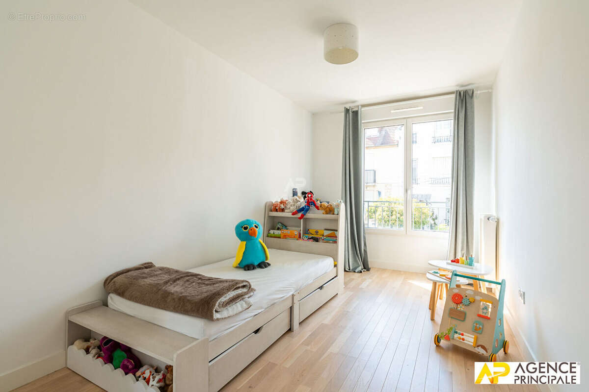 Appartement à MAISONS-LAFFITTE