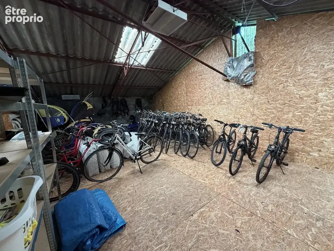 Maison à vendre avec un grand atelier en périphérie de Luzy - photo 15