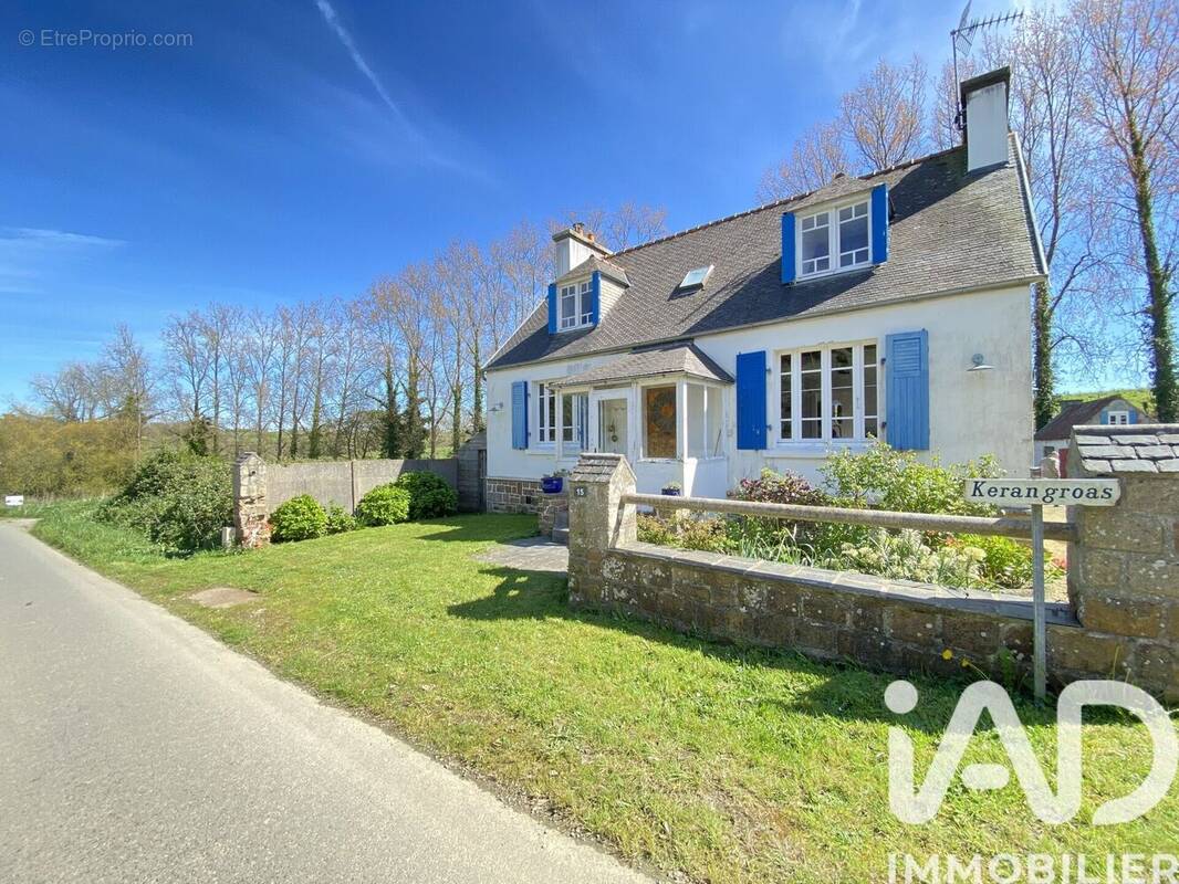 Photo 1 - Maison à SAINT-JEAN-DU-DOIGT
