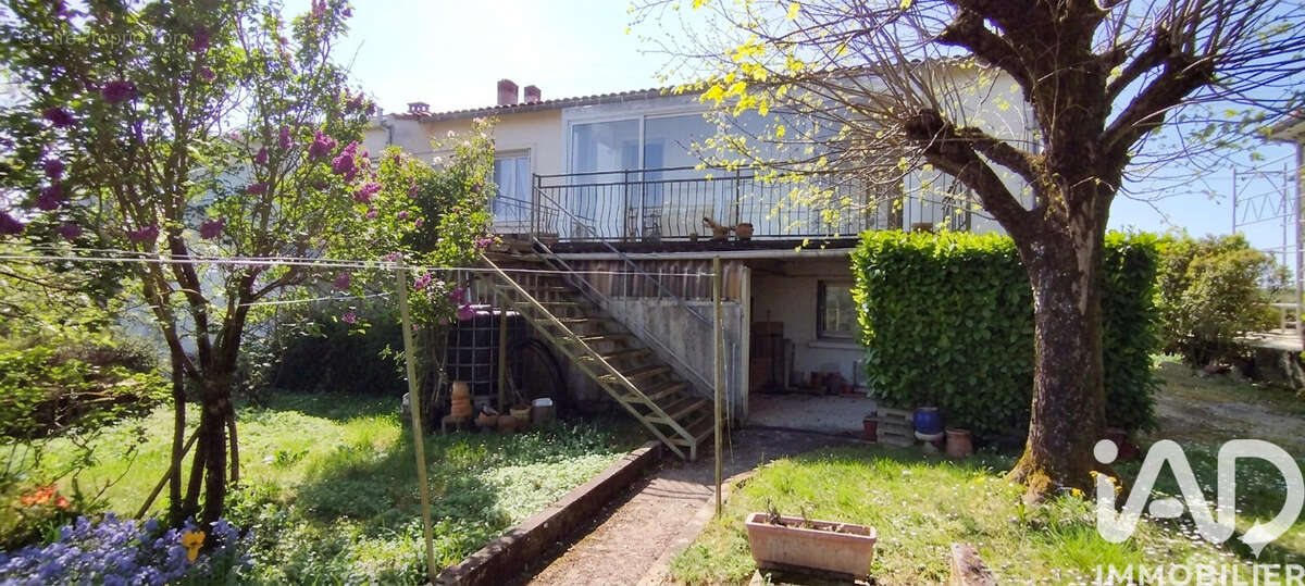 Maison 96 m² à Fontenet  - photo 2
