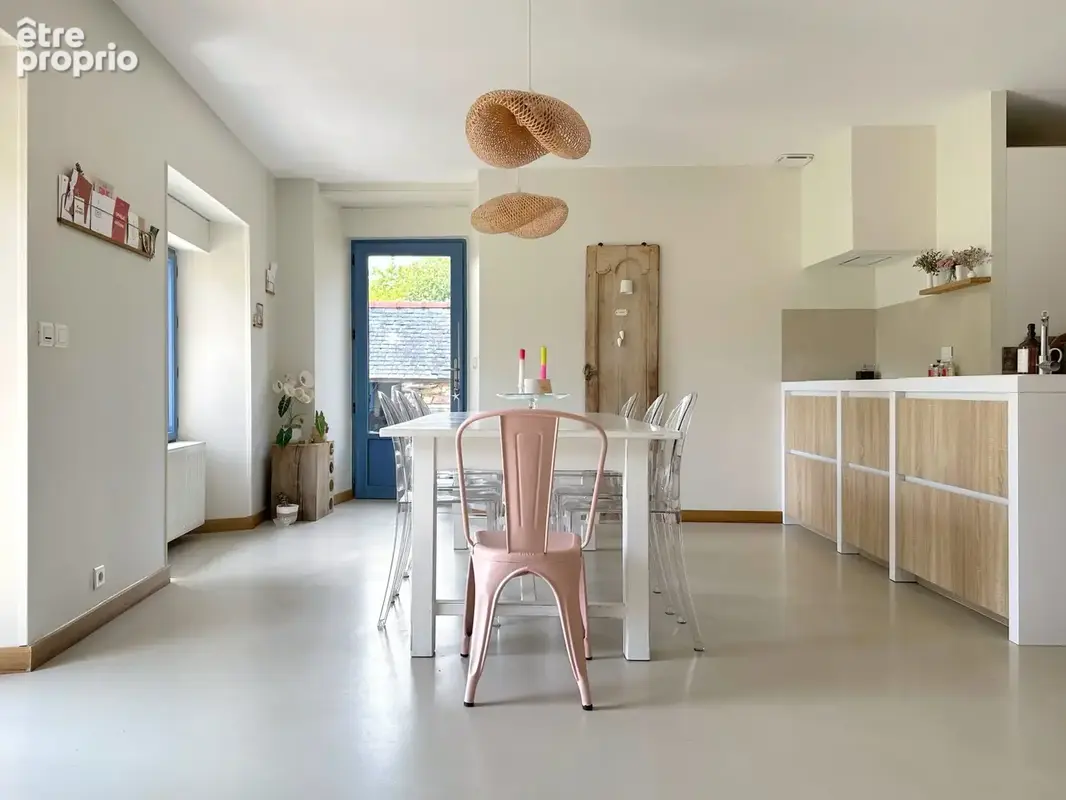 Maison 13 pièces 335 m² à vendre à Grand-Fougeray (35390) - photo 2