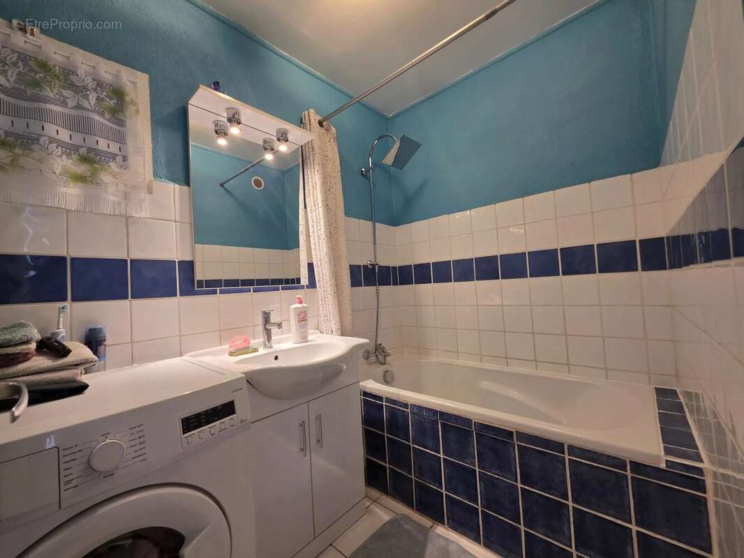 Appartement à LE TEIL