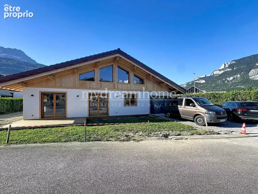 Photo Maison à Sallanches au prix de 660 000€