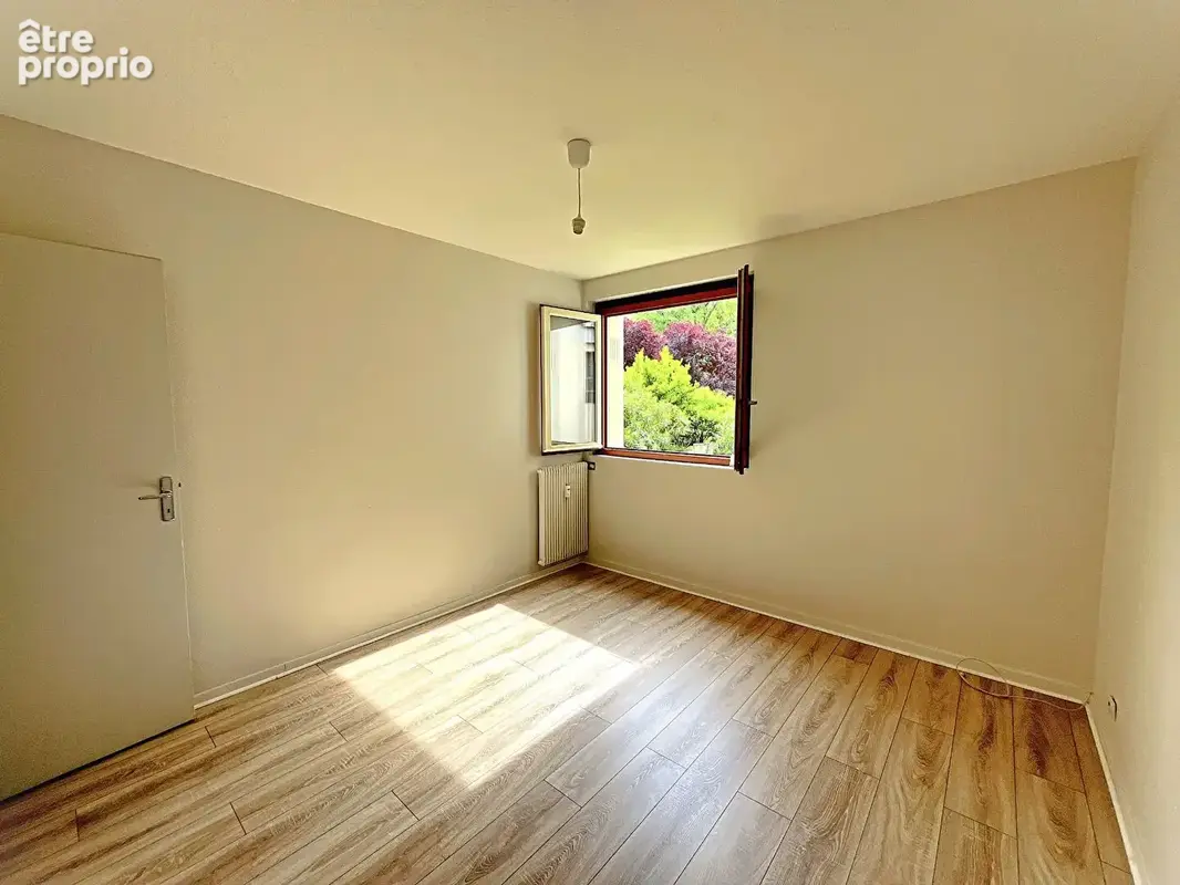 TOULOUSE - Canal du Midi Appartement T4 - 70 m² avec balcons, cave et place de parking sécurisée - photo 7