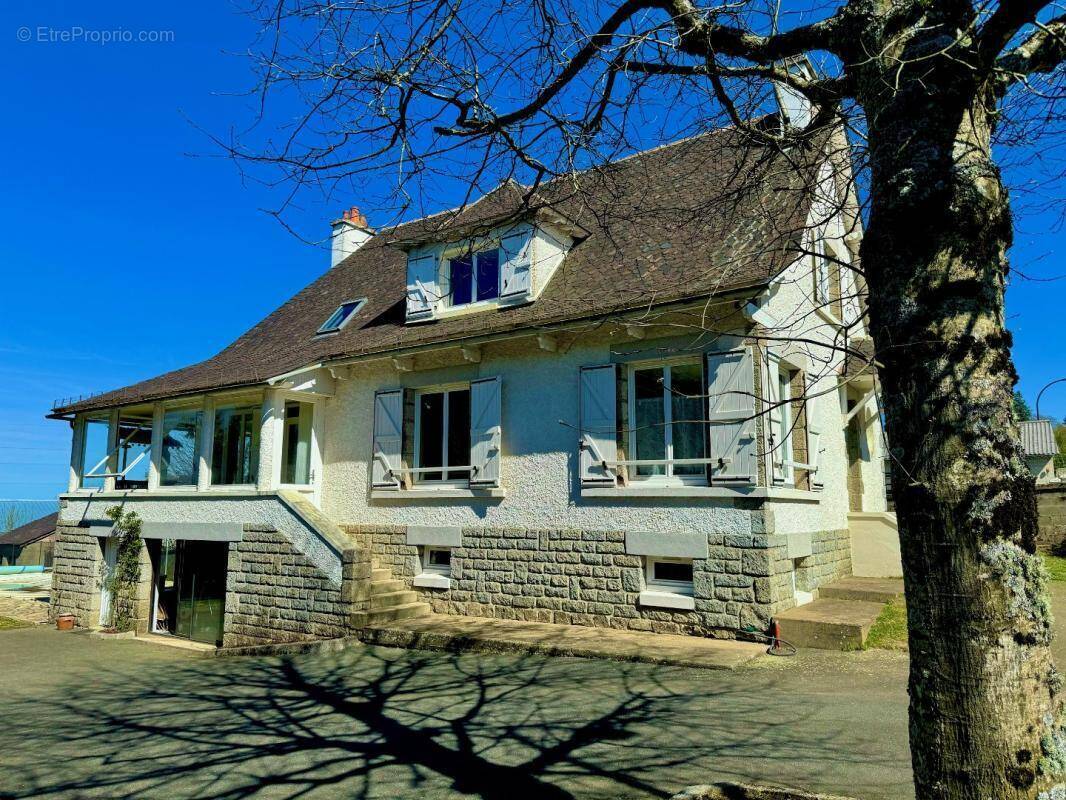 Maison à MONTSALVY