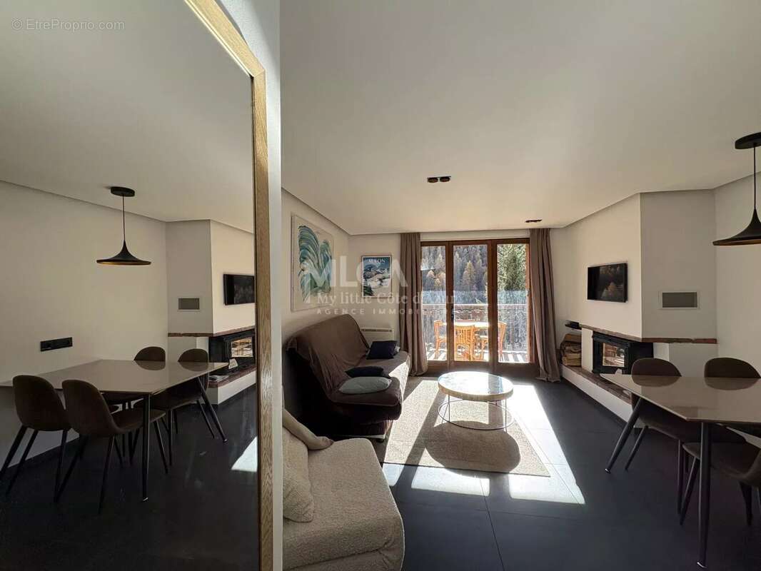 Appartement à SAINT-ETIENNE-DE-TINEE