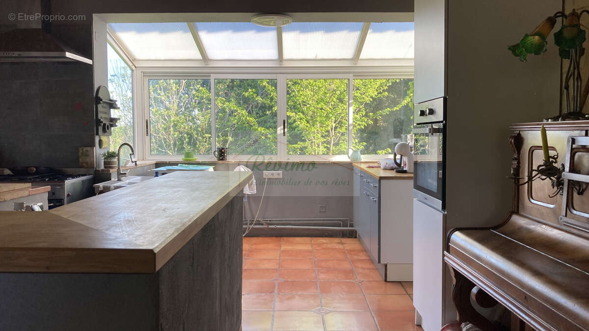 Propriété à Boisseron : nature, espace et fort potentiel locatif réunis - photo 6
