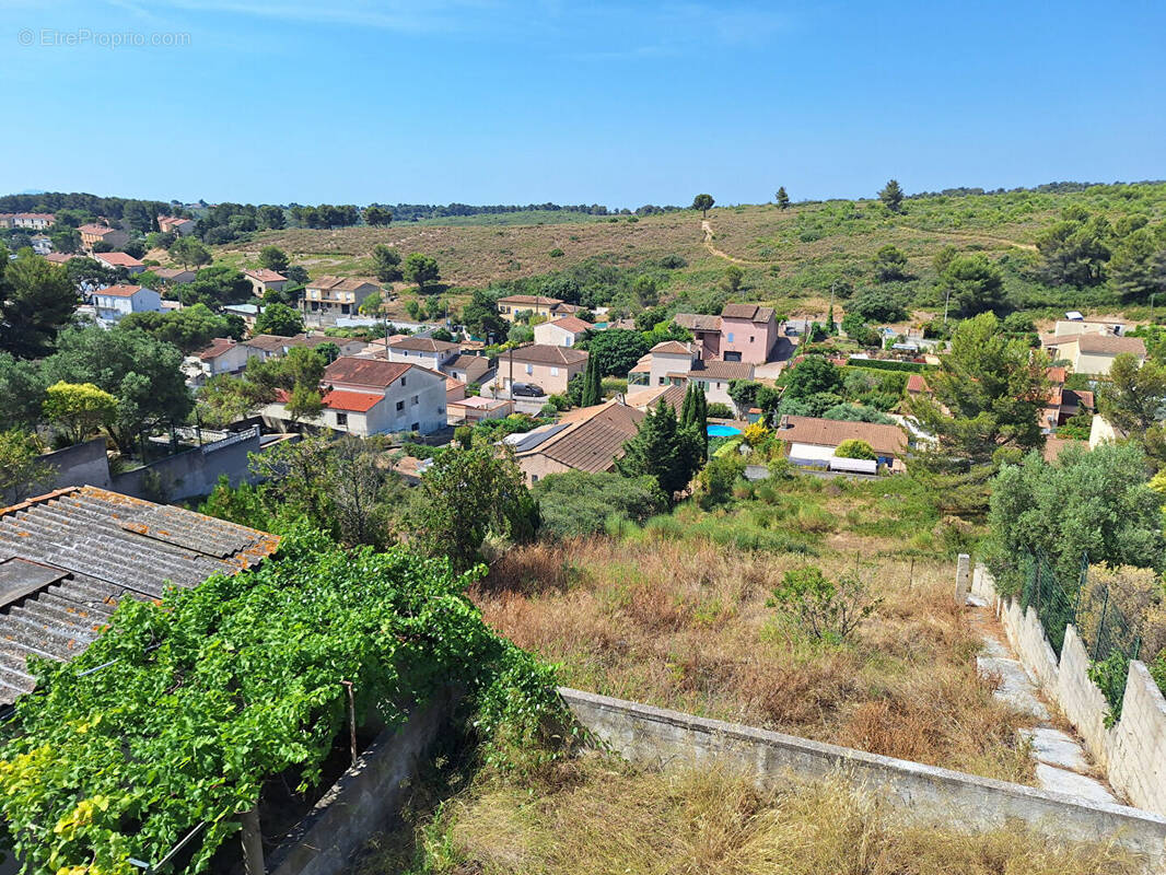 Terrain à LES PENNES-MIRABEAU