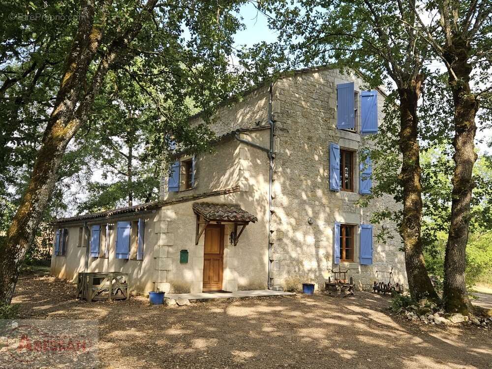 Maison 170 m² à Cordes-Sur-Ciel  - photo 2