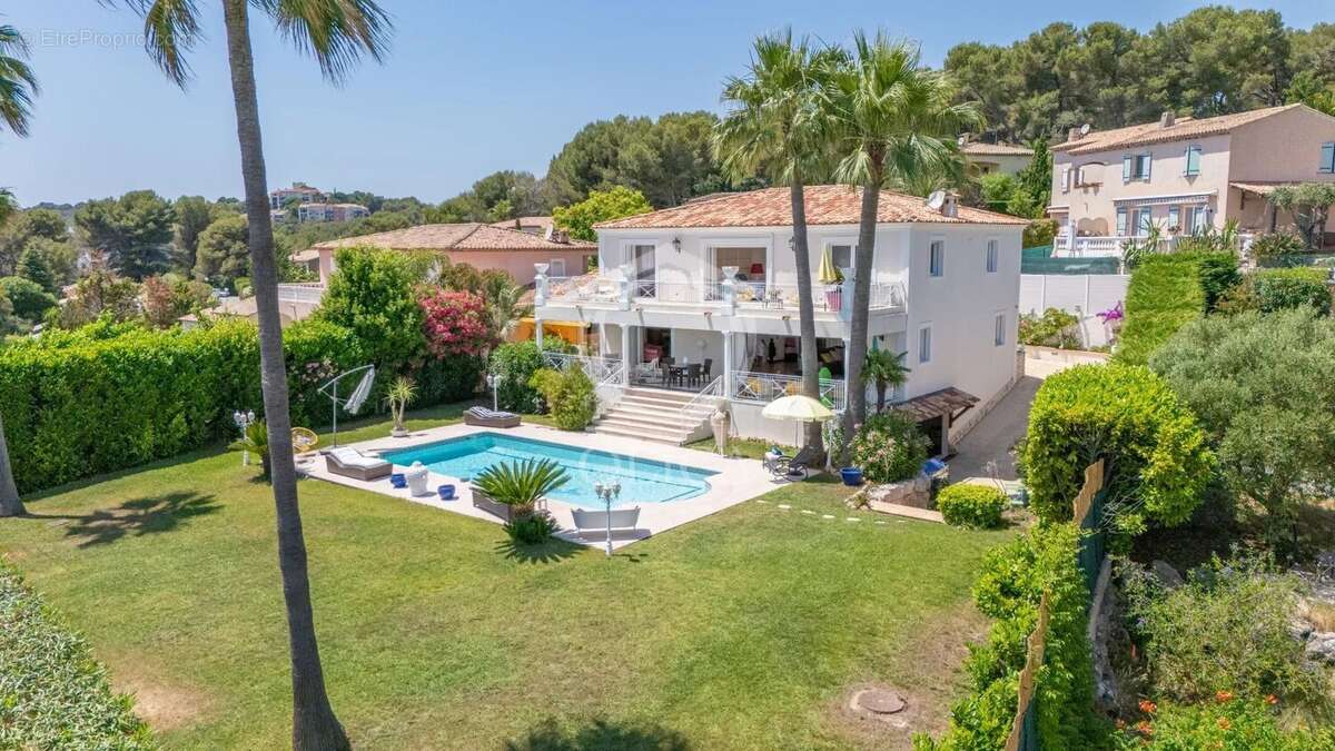 Vallauris - Superbe villa avec vue mer - photo 12