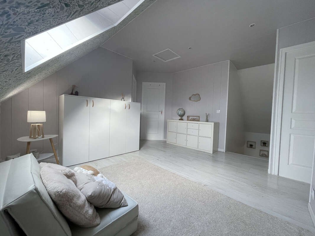 Maison à NEUILLY-EN-THELLE