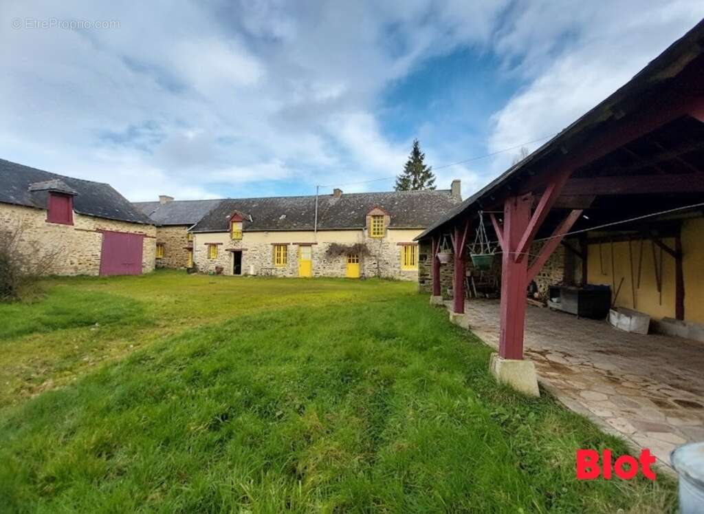 Maison à JANZE