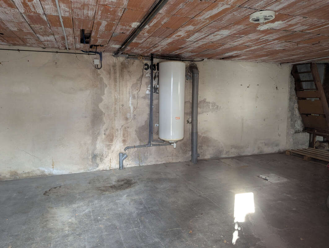 Maison à LABASTIDE-DE-LEVIS