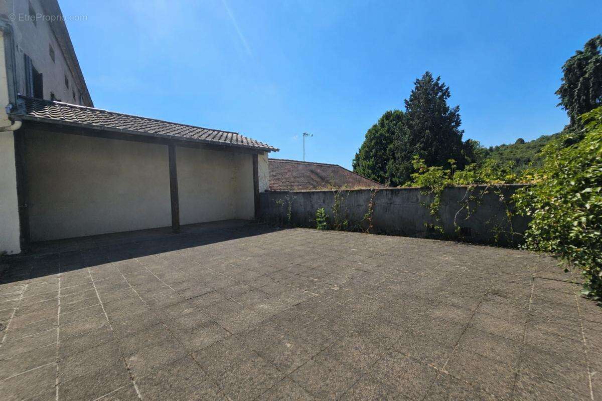 Immeuble de caractère à fort potentiel – 246 m² habitables - Sierck Les Bains - photo 8