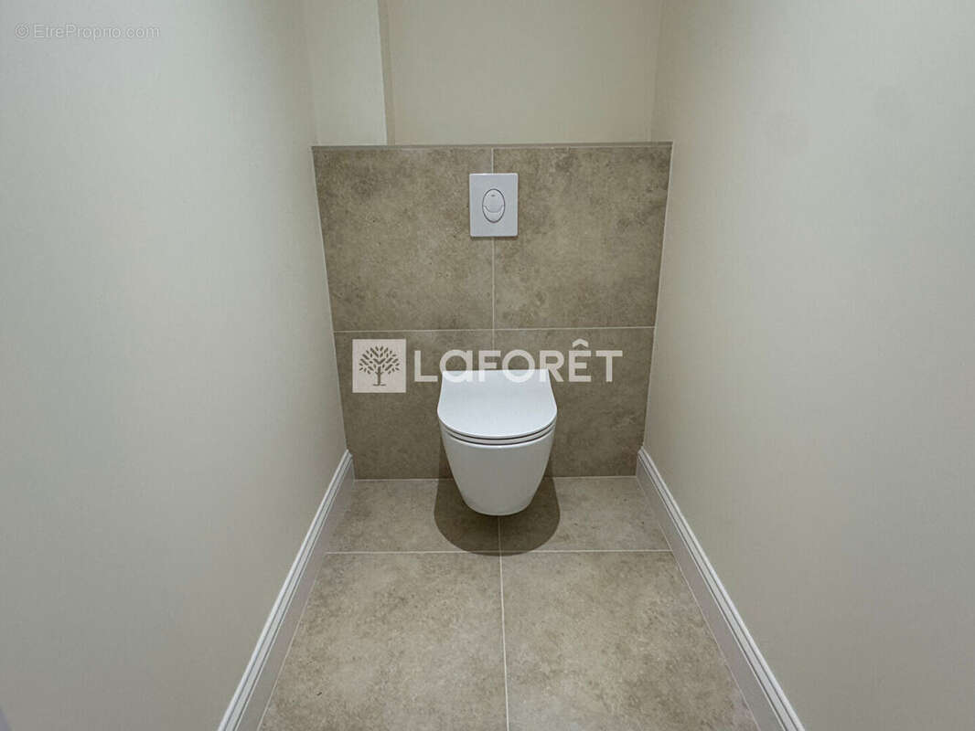 A vendre Maison Eysines 6pièce(s) 150 m² avec son annexe de 40 m² - photo 13