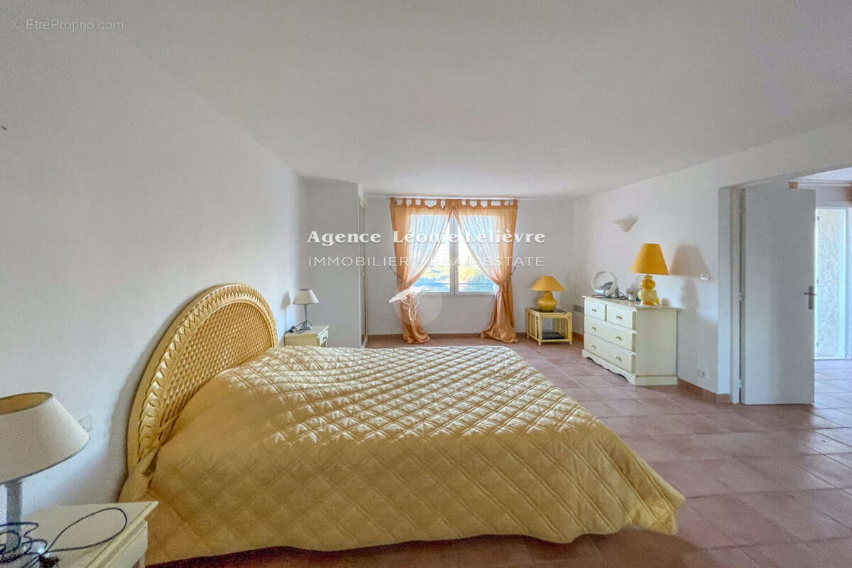 Appartement à LES ISSAMBRES