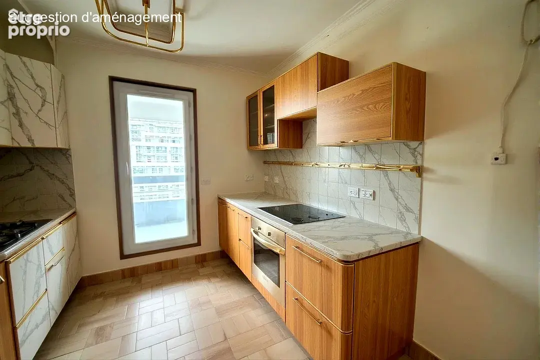 Suresnes centre-ville -  appartement 3 pièce(s) 74 m2 - ascenseur - terrasse - parking - cave - bus au pied de l'appartement - photo 4