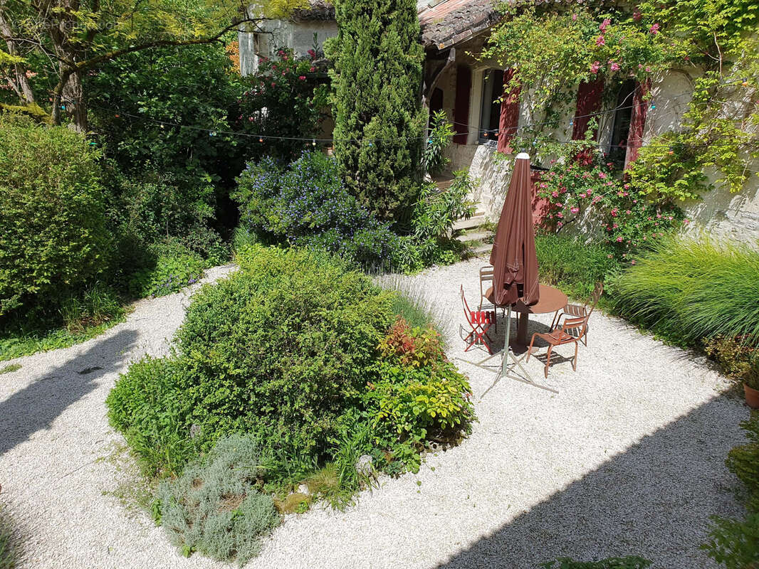 Maison à BAGAT-EN-QUERCY