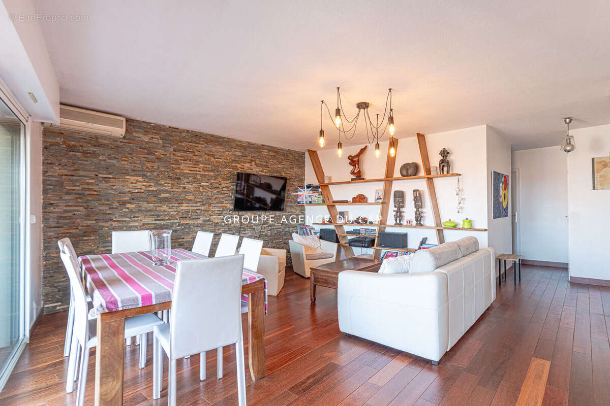 Appartement à SAINT-RAPHAEL