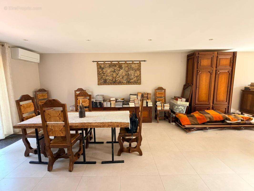 Maison à COUILLY-PONT-AUX-DAMES