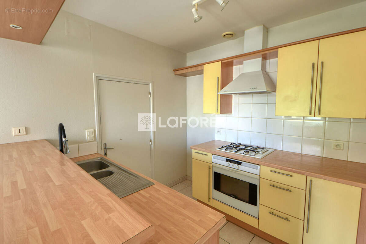 Maison à LISLE-SUR-TARN