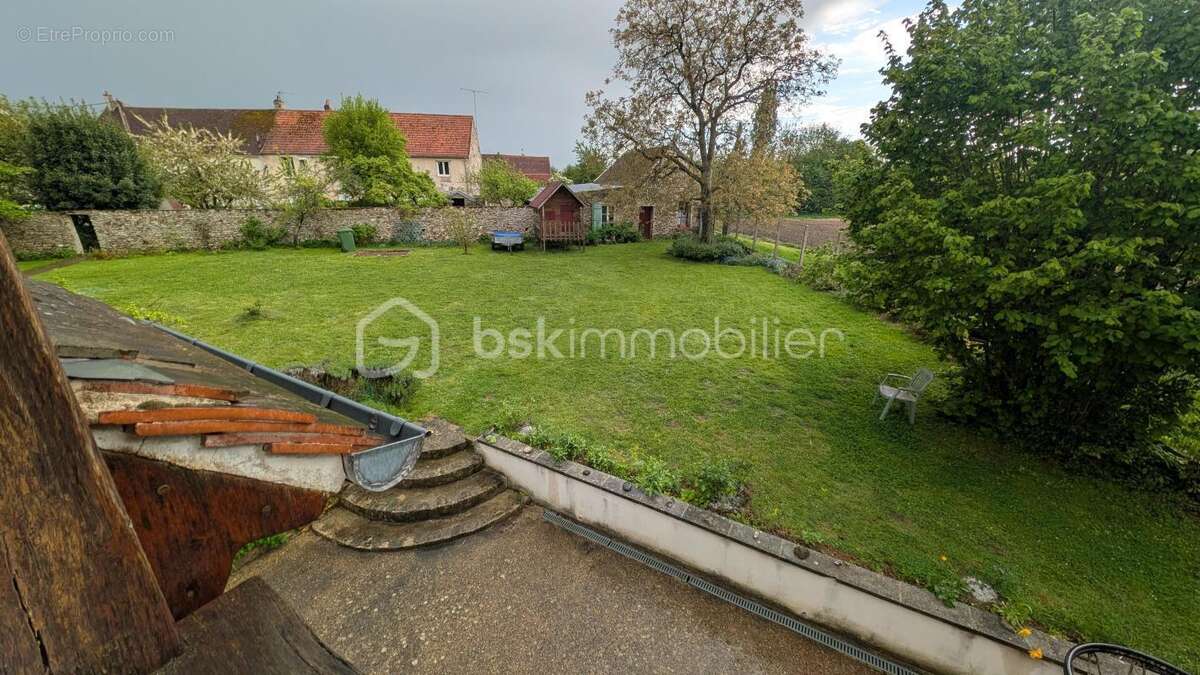 Maison à COULOMMIERS