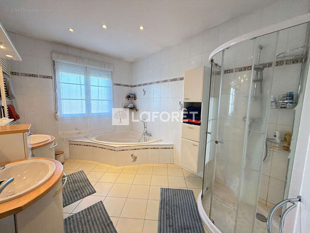 Maison à MONDELANGE