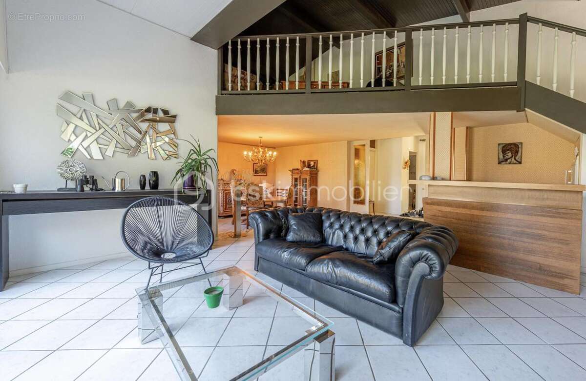 Maison individuelle  291m² avec jardin et garage ANNECY LE VIEUX - photo 4