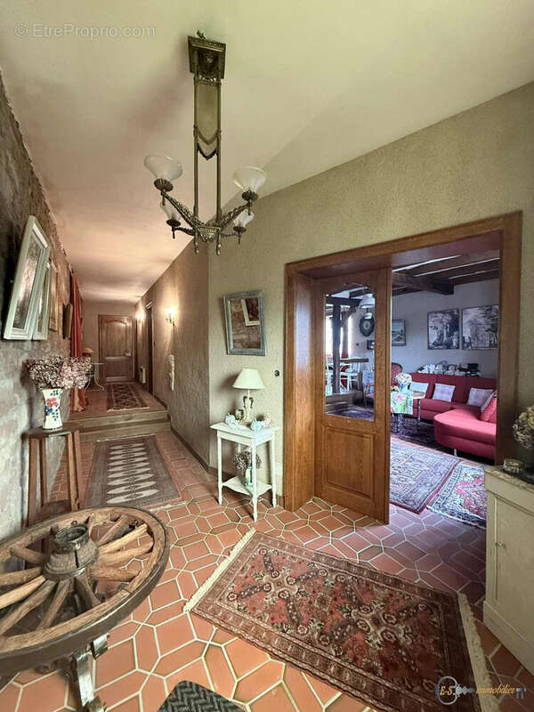 Maison 261 m² à Petit-Rederching  - photo 5
