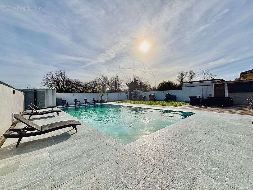 Maison à SAINT-PRIEST