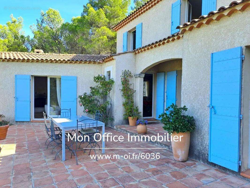 Référence : 6754-VCL - Maison avec belle vue dominante - Piscine et pool-house - Proche Aix à ROGNES - photo 22