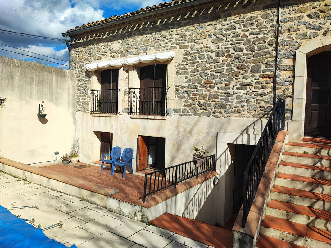 Maison à AZILLE