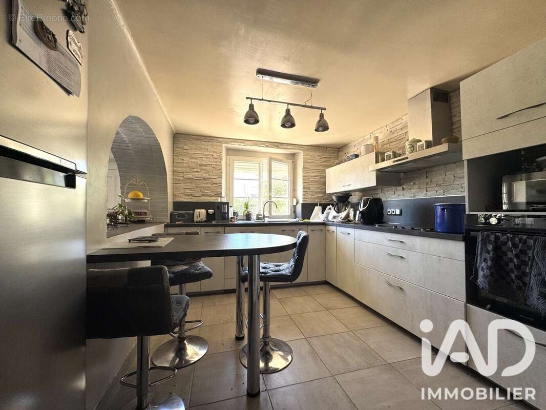 Maison 226 m² à Bonneval  - photo 6
