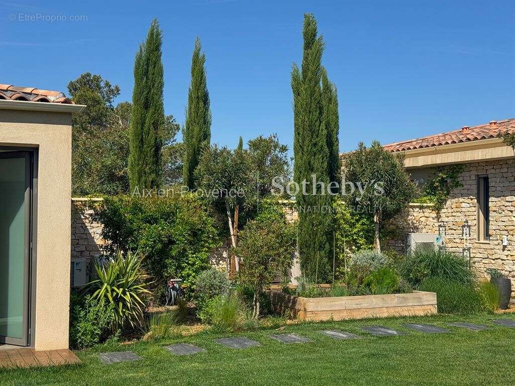 Maison à AIX-EN-PROVENCE