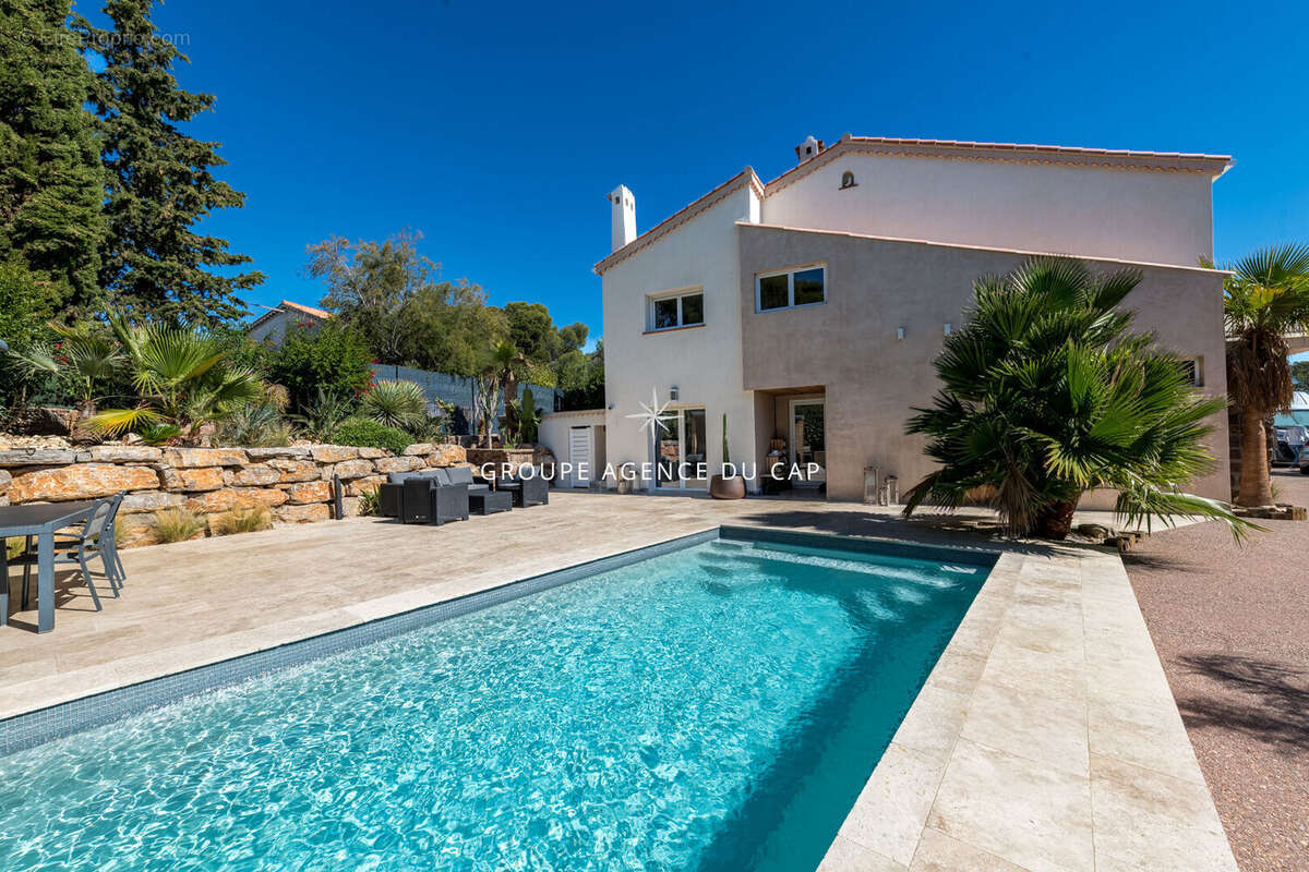 Maison à SAINT-RAPHAEL