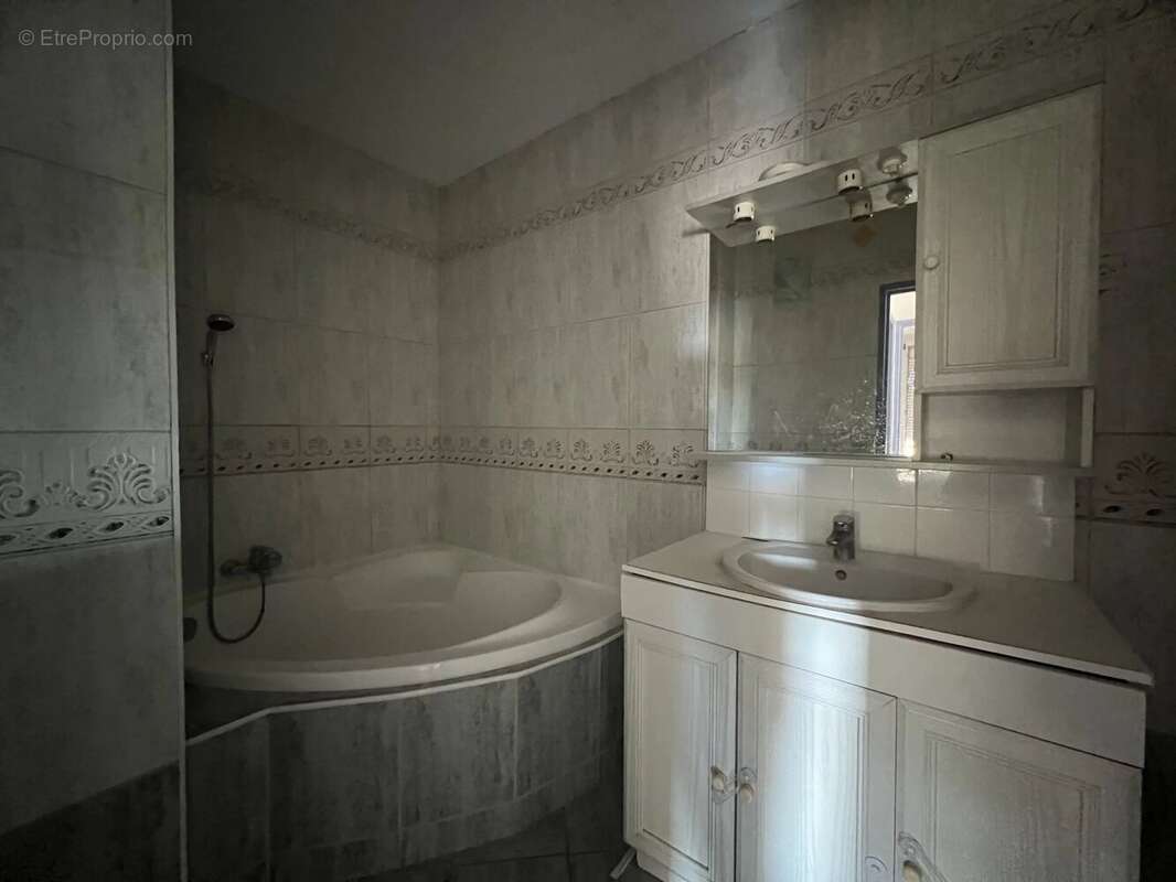 Appartement à MONTELIMAR