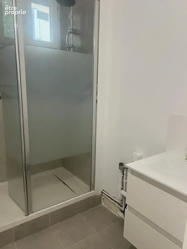 Neuilly-sur-Seine   Quartier Inkermann  3 pièces de 62 m2  Lumineux, traversant et idéalement situé dans un - photo 7