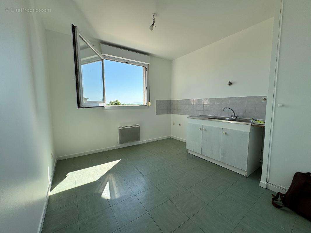 Appartement t4 - photo 10
