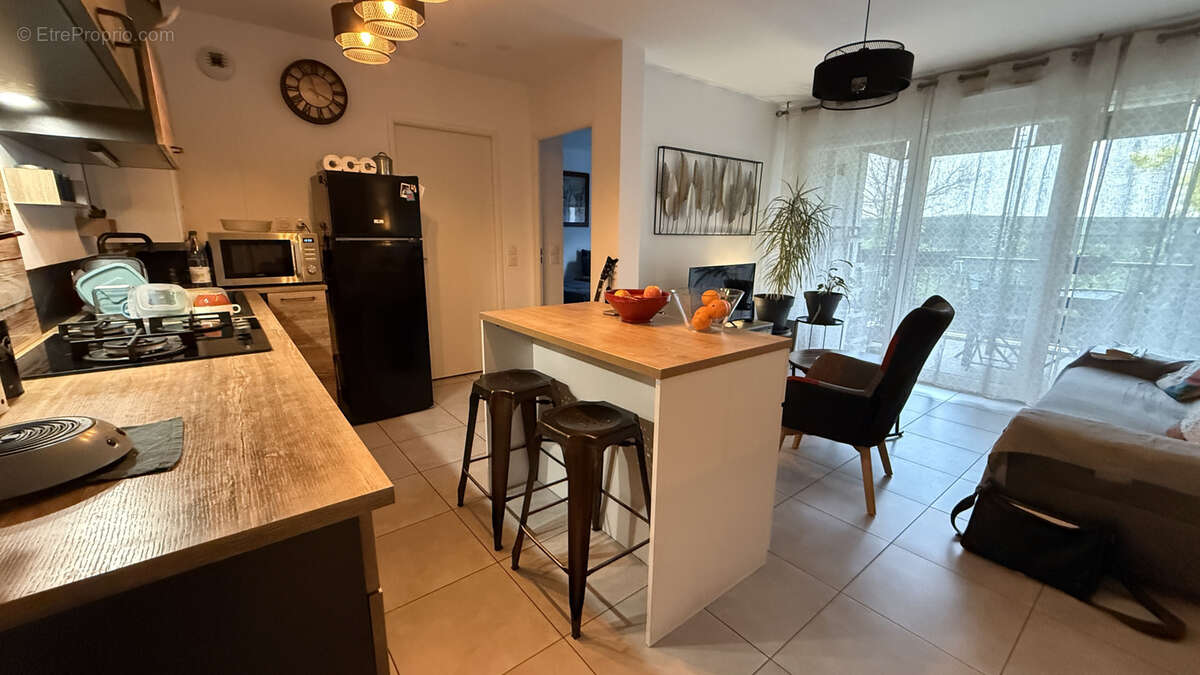Appartement à SIX-FOURS-LES-PLAGES