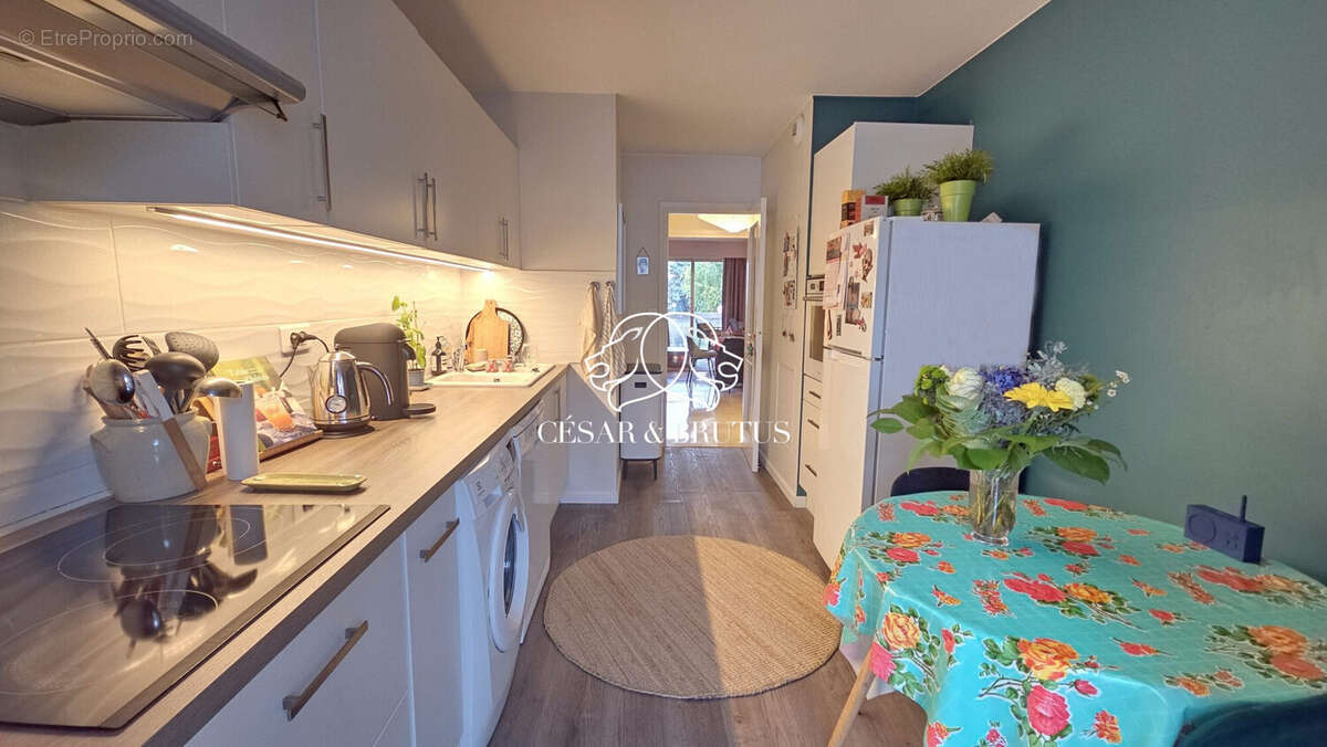 Appartement à LYON-6E