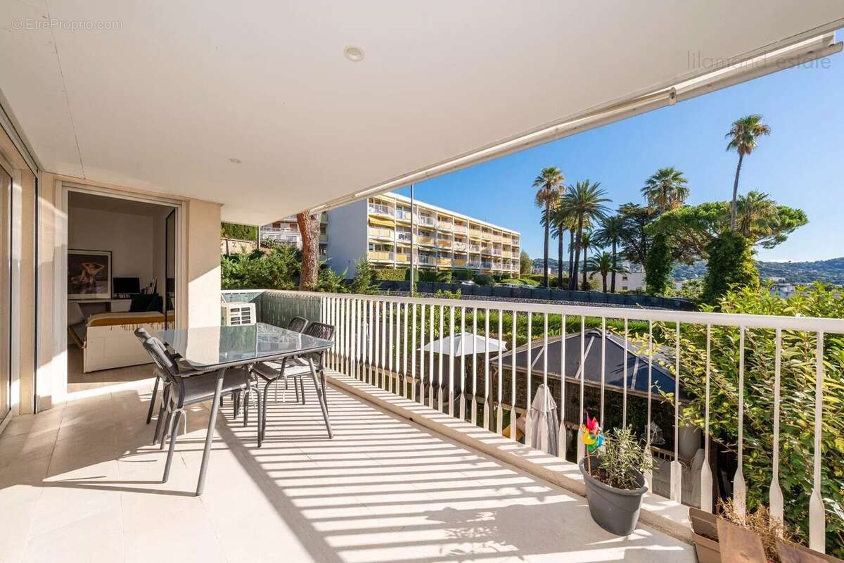 Appartement à CANNES