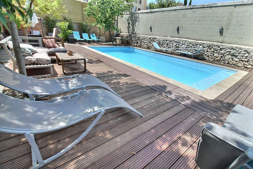 Marseille 10 - secteur larrat / romain rolland -  maison principale - 2 maisons de plain-pied independantes - piscine - jardin - - photo 15