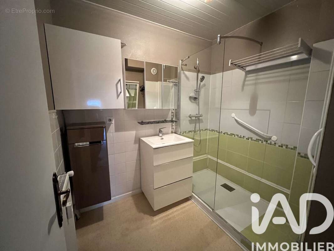 Photo 2 - Appartement à LONS-LE-SAUNIER