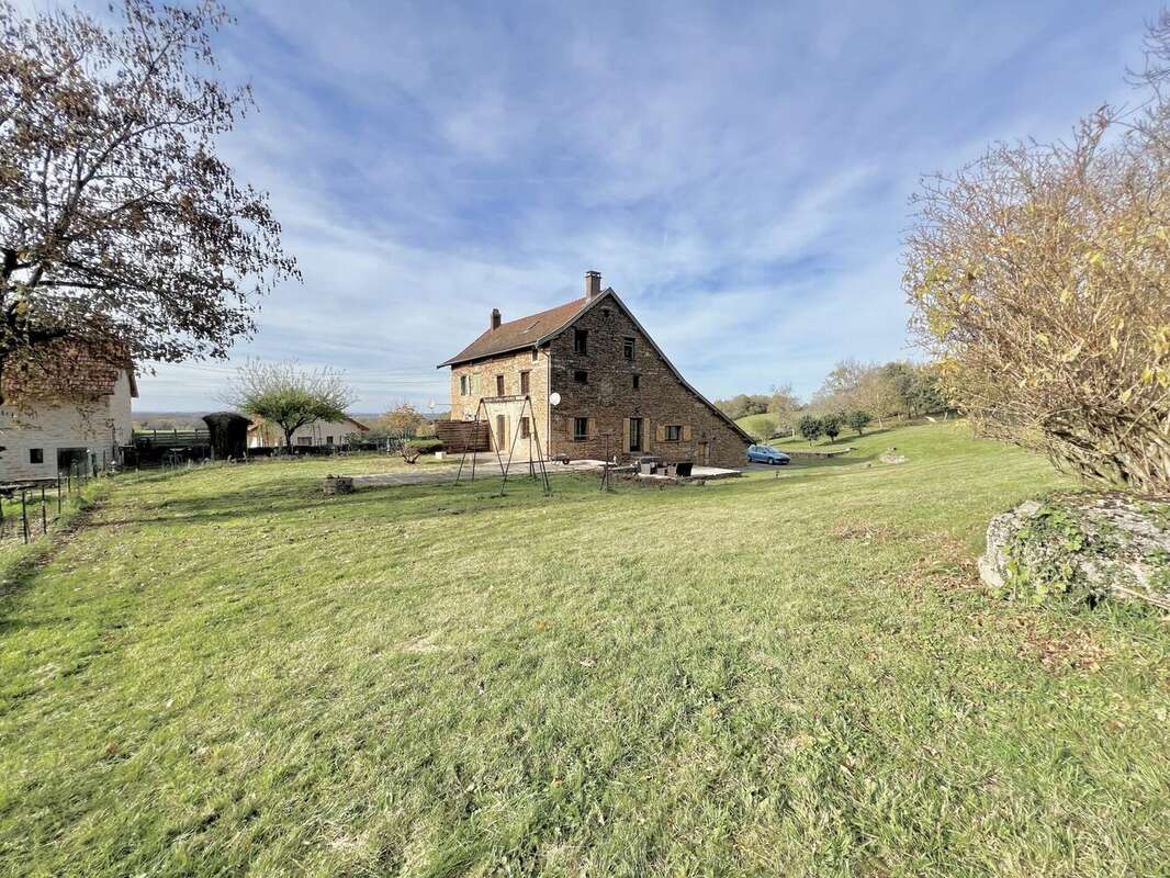 Maison à HIERES-SUR-AMBY